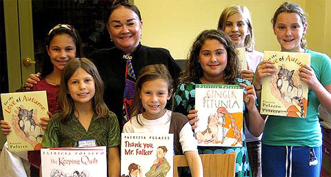 Children's author Patricia Polacco with kids at a classroom event